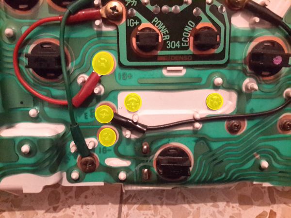 Step 08: screws (5) holding the circuit and motor in place
unscrew these 5 screws to remove the circuit and motor (the two items are fixed together and come off as one)
