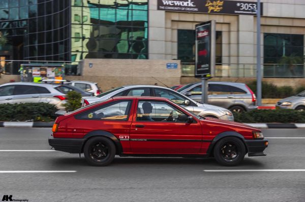 passingby
courtesy of Ariel Kruglyakov
Keywords: AE86;Globetrotter