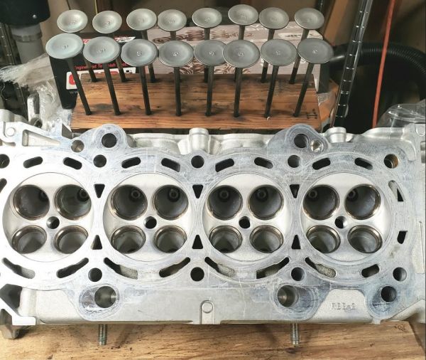clean_head_and_valves.jpg