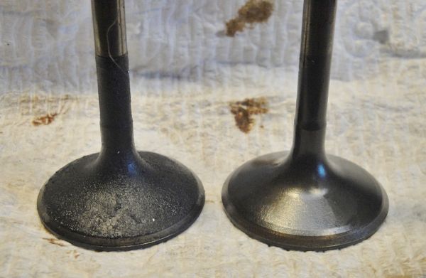intake_valve_dirty2C_clean.jpg