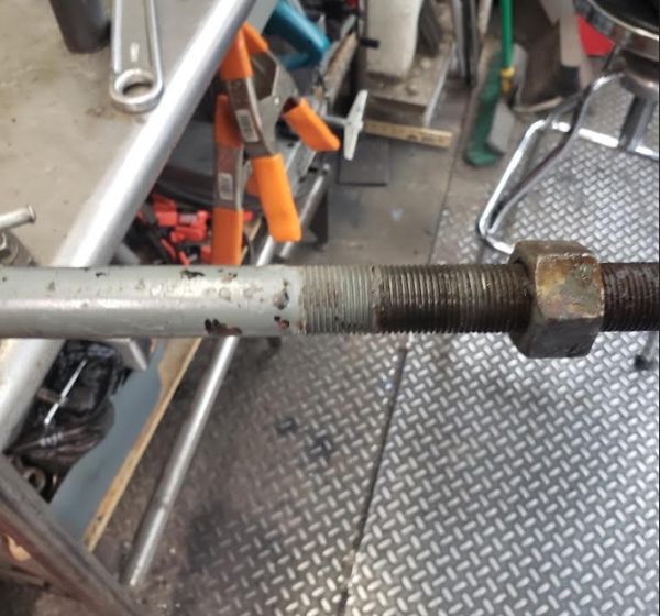 track_rod_-_thread_length.jpg